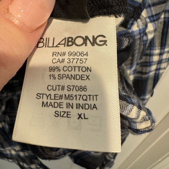 Mens Billabong Casual Button Down Shirt Size XL - Picture 2 of 14